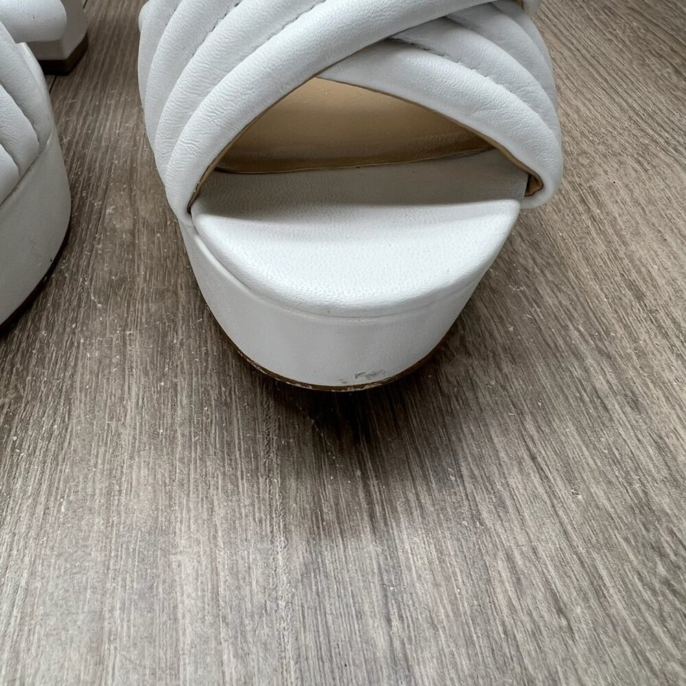 Michael Kors Royce Quilted Leather Platform Sandal Womens 8.5M Cross Strap White - Picture 7 of 15